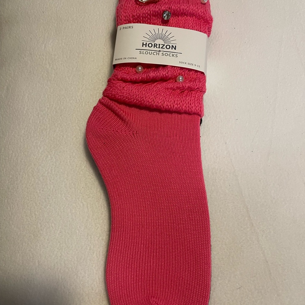 Horizon Women's Pink Slouch Socks